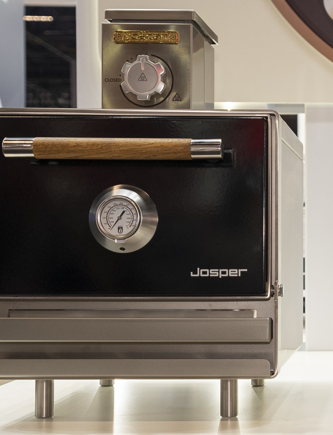 Forno a Carvão Josper